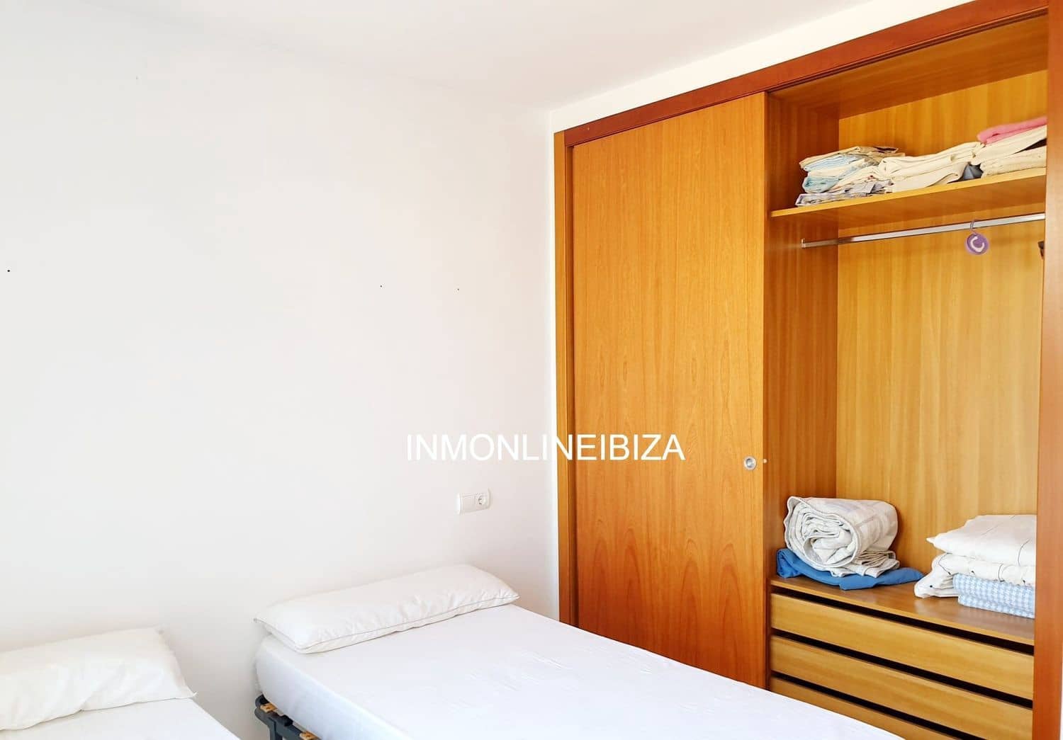 2 sypialnia Apartament do wynajęcia w Sant Antoni de Portmany z basenem garażem - 2 000 € (Ref: 9898686)