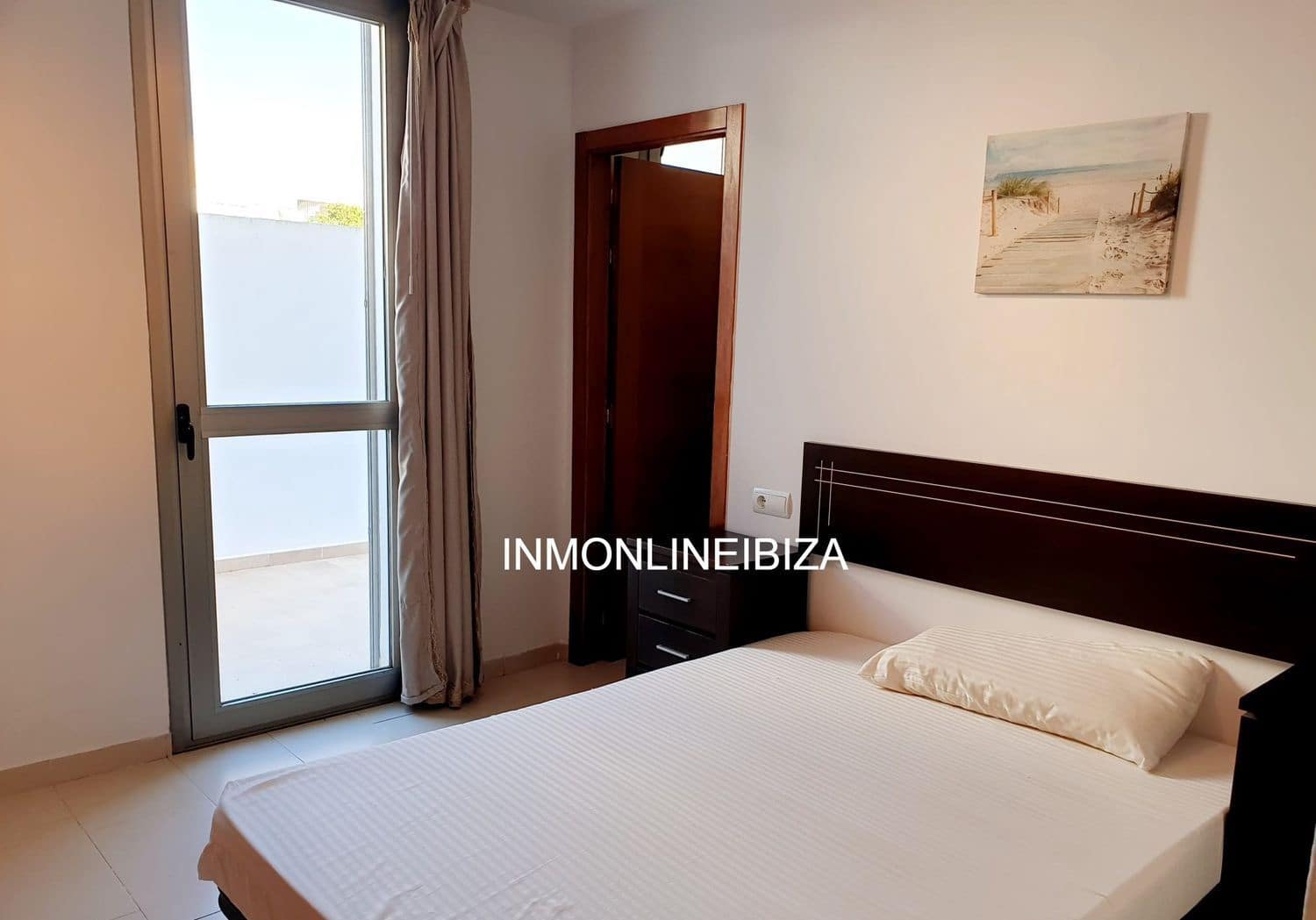 2 sypialnia Apartament do wynajęcia w Sant Antoni de Portmany z basenem garażem - 2 000 € (Ref: 9898686)