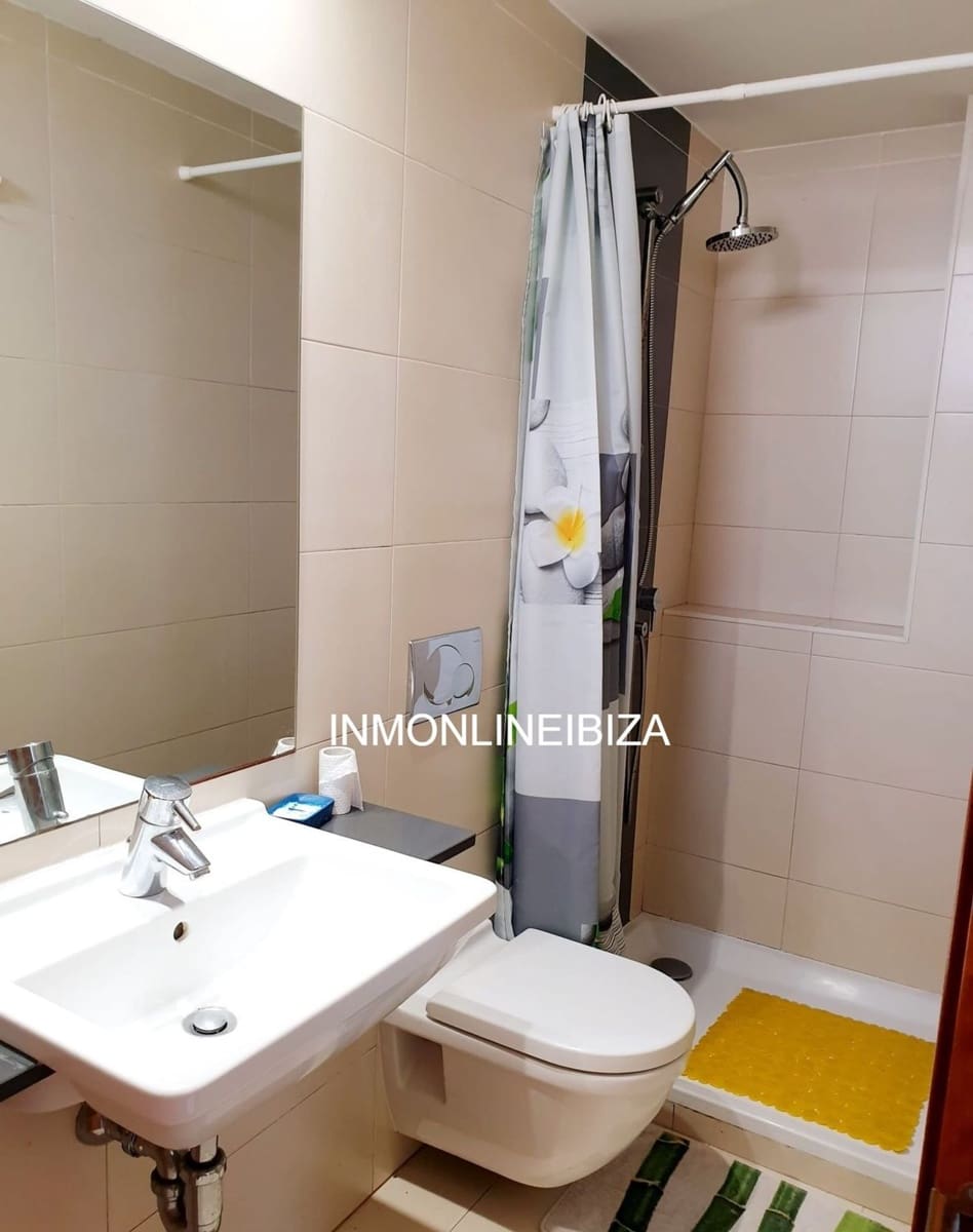 2 sypialnia Apartament do wynajęcia w Sant Antoni de Portmany z basenem garażem - 2 000 € (Ref: 9898686)