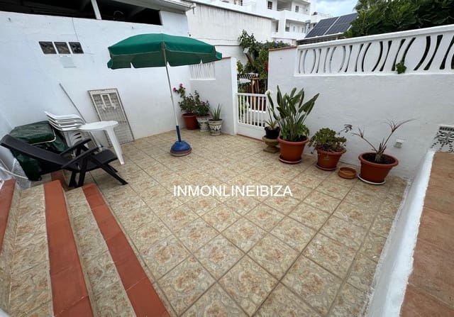 1 slaapkamer Appartement te huur in San Jose / Sant Josep de Sa Talaia met zwembad garage - € 1.200 (Ref: 9902632)