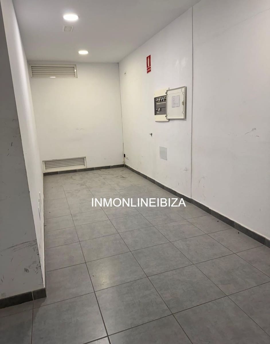 Commercial for rent in Sant Antoni de Portmany - € 1,800 (Ref: 9930033)