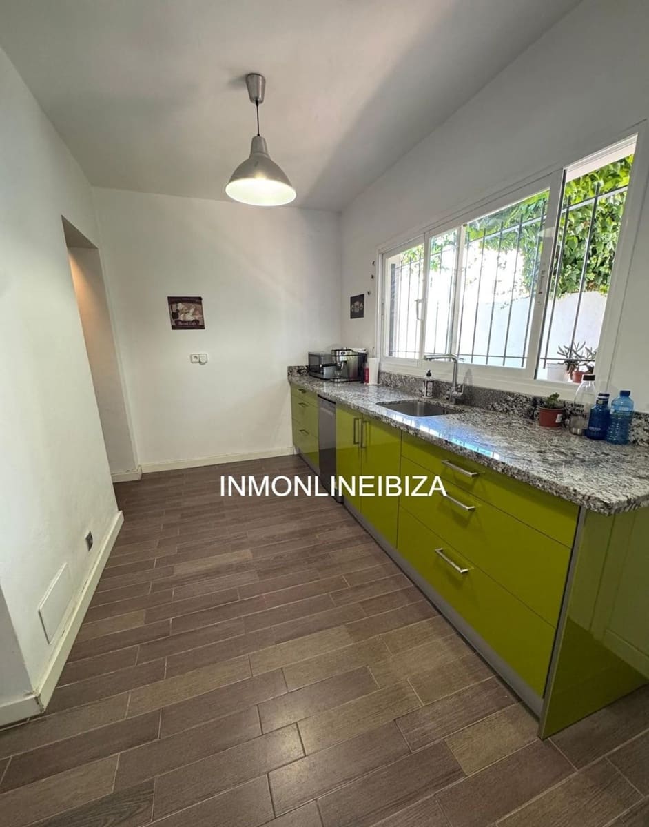 4 Zimmer Villa zu verkaufen in Sant Antoni de Portmany mit Pool Garage - 1.365.000 € (Ref: 9935481)