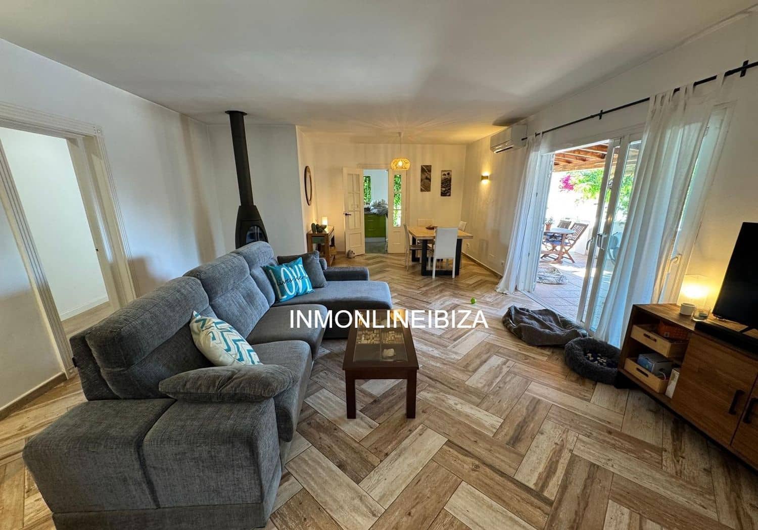 4 Zimmer Villa zu verkaufen in Sant Antoni de Portmany mit Pool Garage - 1.365.000 € (Ref: 9935481)