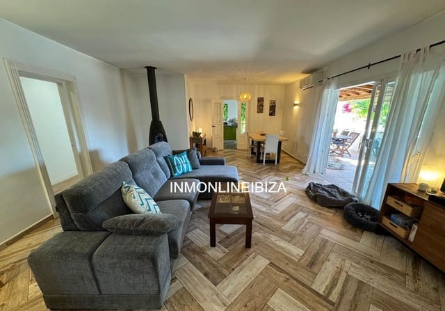 4 Zimmer Villa zu verkaufen in Sant Antoni de Portmany mit Pool Garage - 1.365.000 € (Ref: 9935481)
