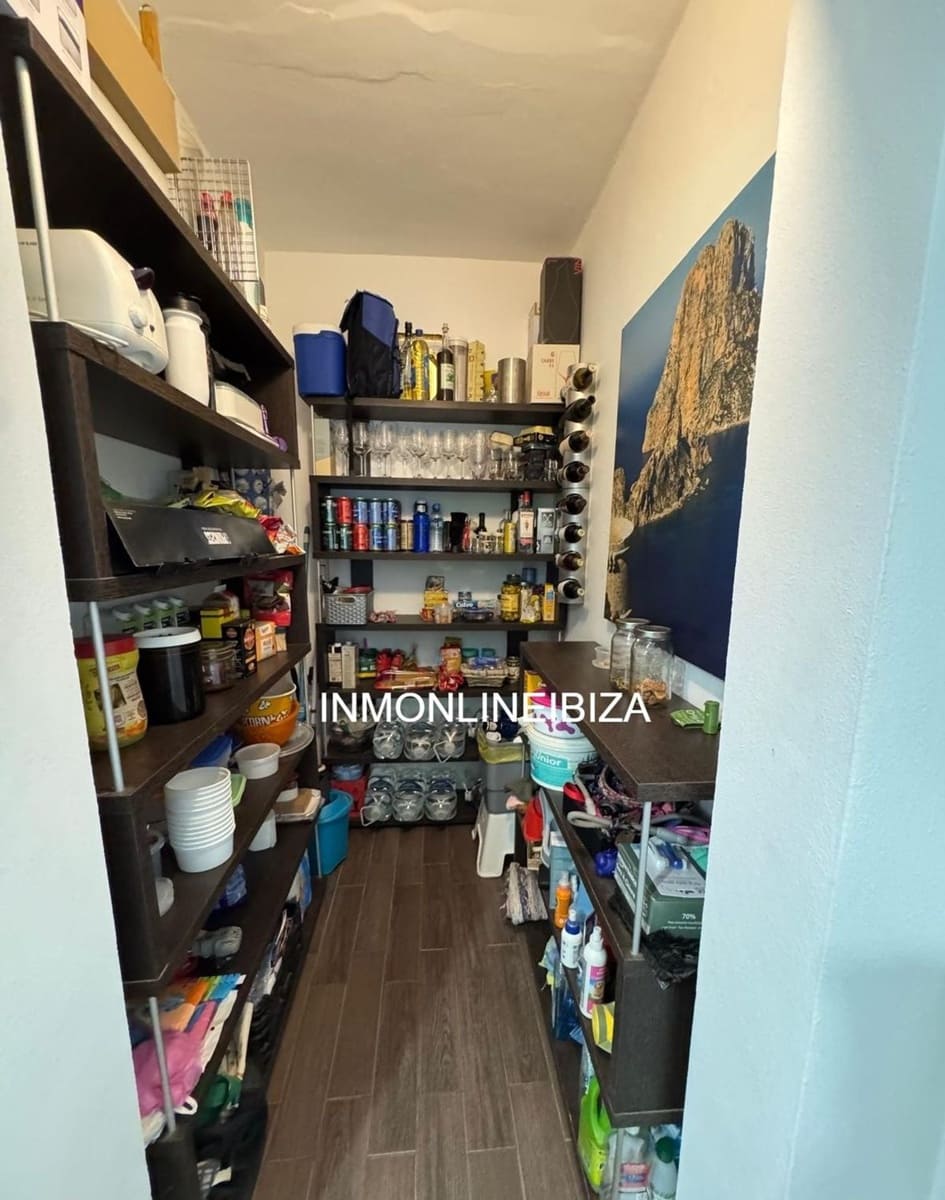 4 Zimmer Villa zu verkaufen in Sant Antoni de Portmany mit Pool Garage - 1.365.000 € (Ref: 9935481)