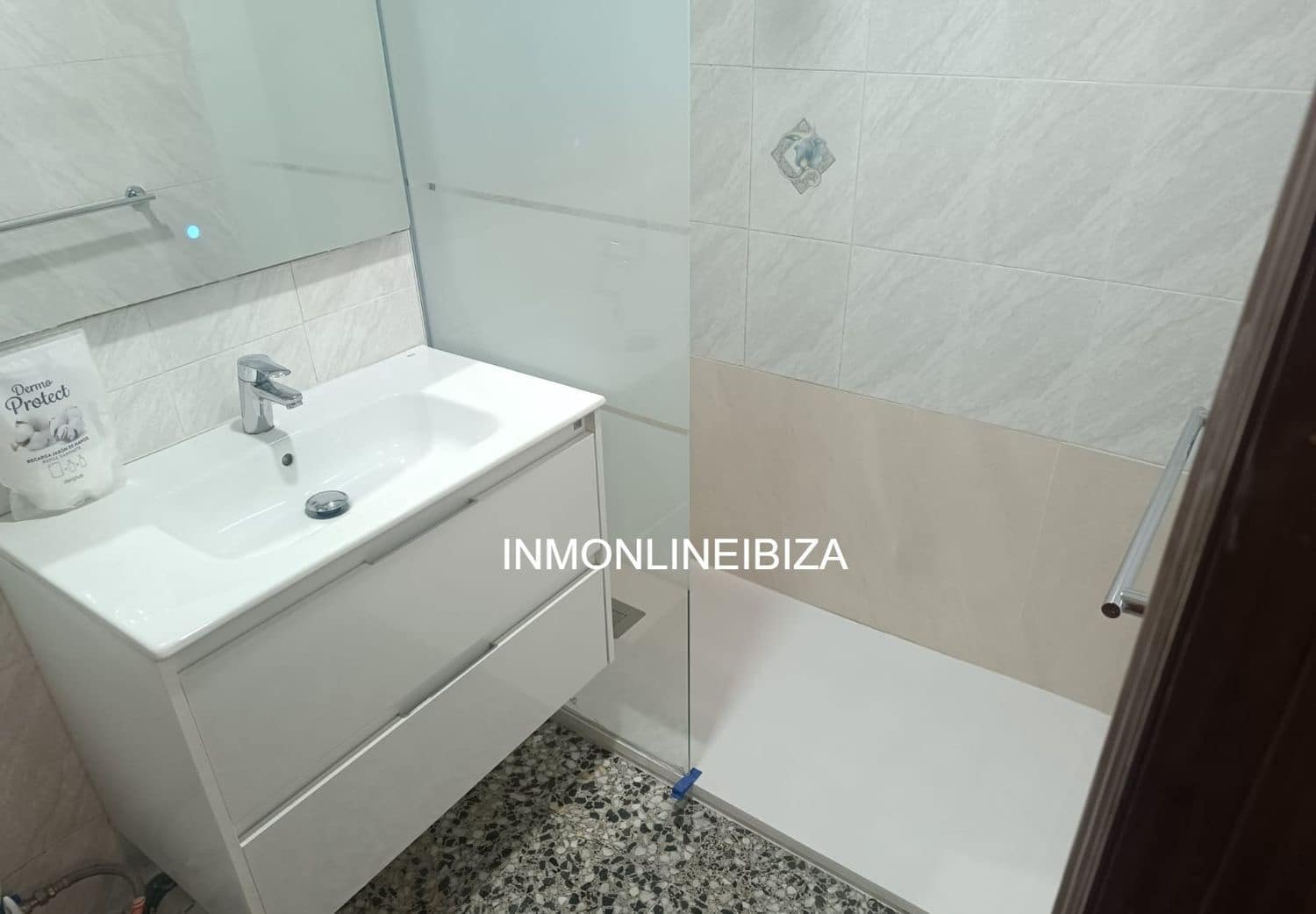 3 soveværelse Lejlighed til leje i Valencia by med garage - € 1.200 (Ref: 9976686)