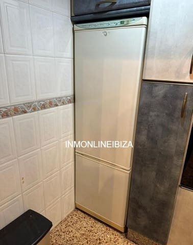 3 soveværelse Lejlighed til leje i La Malva-Rosa, Valencia by med garage - € 1.200 (Ref: 9976686)