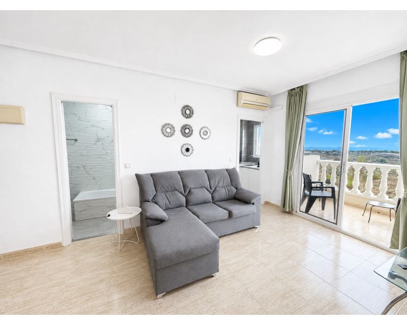 2 makuuhuone Huoneisto myytävänä paikassa Torrevieja mukana uima-altaan - 149 900 € (Ref: 10008167)