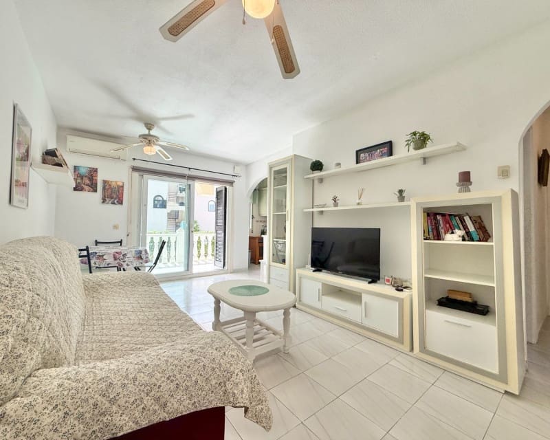 2 Zimmer Apartment zu verkaufen in Torre del Moro mit Pool - 149.900 € (Ref: 10012224)
