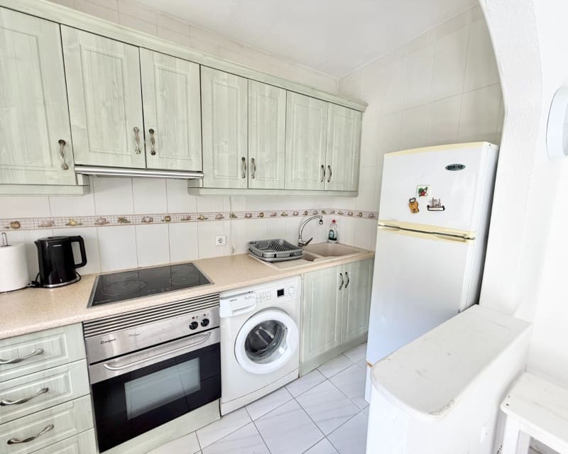 2 Zimmer Apartment zu verkaufen in Torre del Moro mit Pool - 149.900 € (Ref: 10012224)
