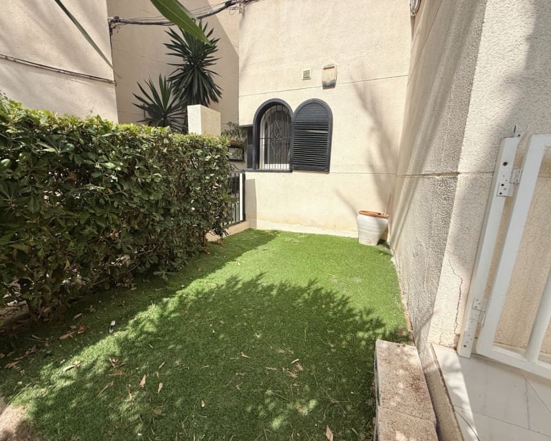 2 Zimmer Apartment zu verkaufen in Torre del Moro mit Pool - 149.900 € (Ref: 10012224)