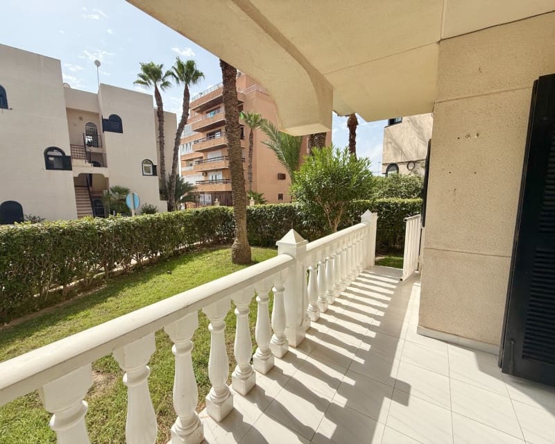 2 Zimmer Apartment zu verkaufen in Torre del Moro mit Pool - 149.900 € (Ref: 10012224)