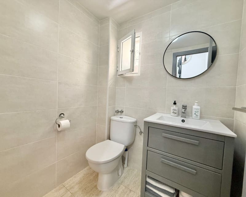 2 sypialnia Dom na sprzedaż w Torrevieja z basenem garażem - 200 000 € (Ref: 10039006)