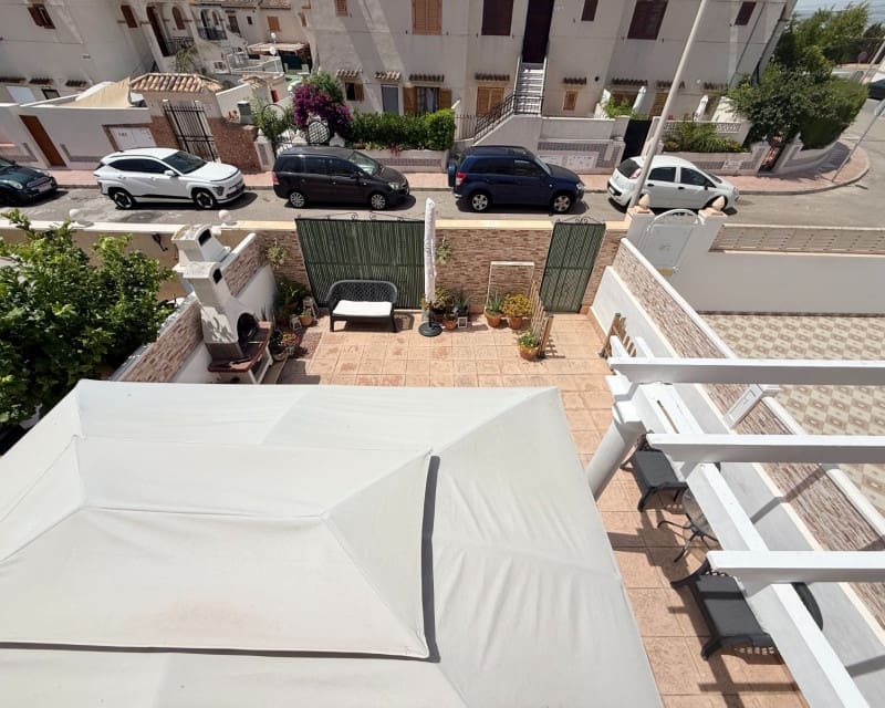 2 sypialnia Dom na sprzedaż w Torrevieja z basenem garażem - 200 000 € (Ref: 10039006)