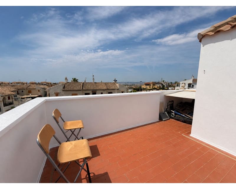 2 sypialnia Dom na sprzedaż w Torrevieja z basenem garażem - 200 000 € (Ref: 10039006)