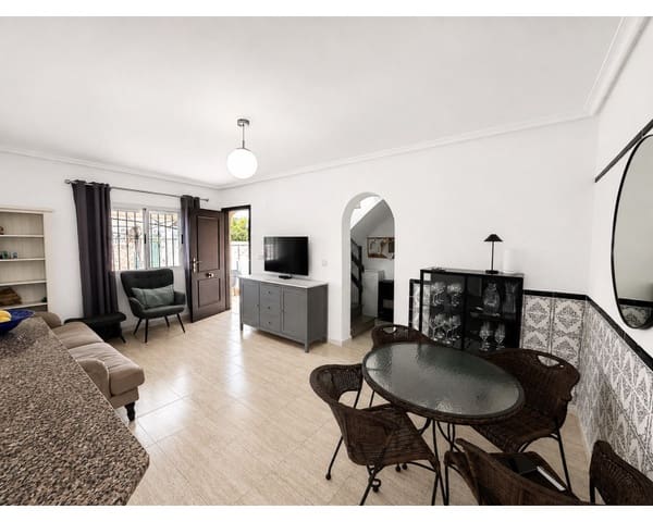 2 sypialnia Dom na sprzedaż w Torreblanca, Torrevieja z basenem garażem - 200 000 € (Ref: 10039006)