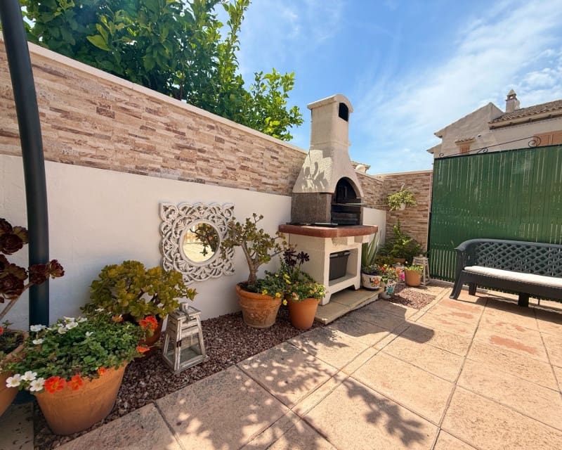 2 sypialnia Dom na sprzedaż w Torrevieja z basenem garażem - 200 000 € (Ref: 10039006)