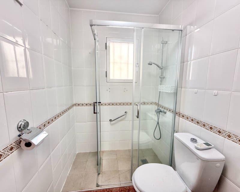 2 bedroom Townhouse for sale in El Limonar with pool garage - € 129,900 (Ref: 10045472)