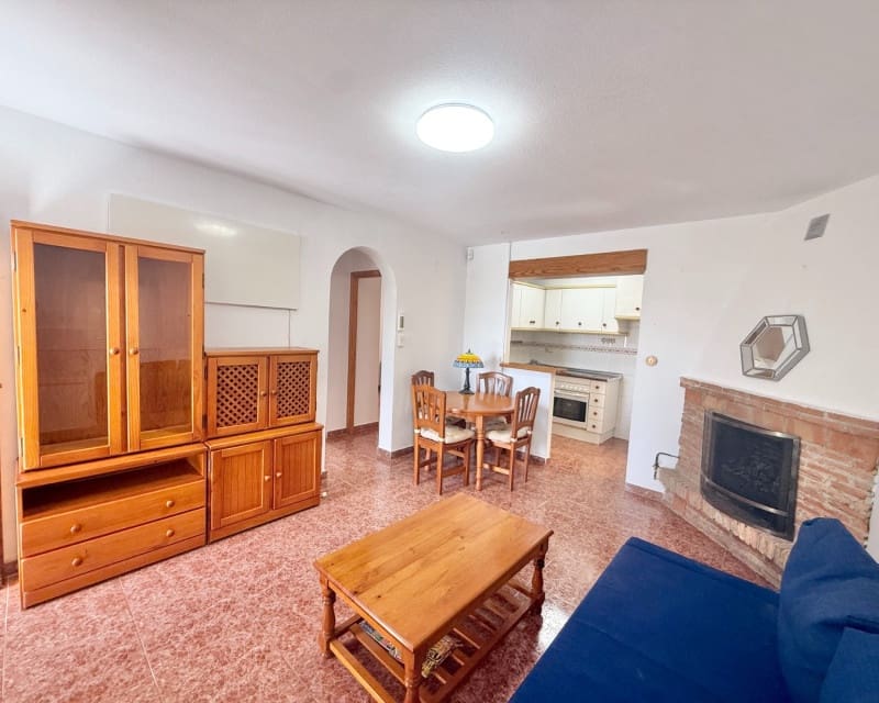 2 bedroom Townhouse for sale in El Limonar with pool garage - € 129,900 (Ref: 10045472)