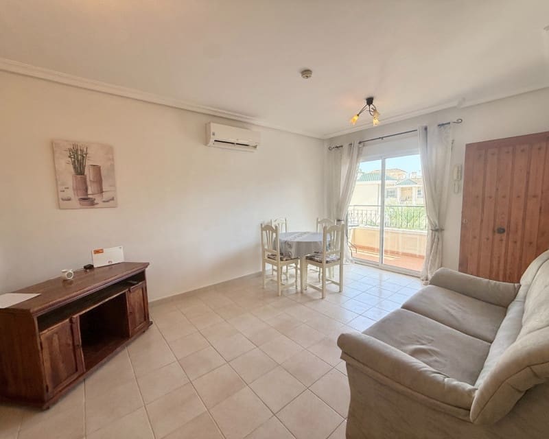 2 bedroom Apartment for sale in Jacarilla with pool garage - € 135,000 (Ref: 10045726)