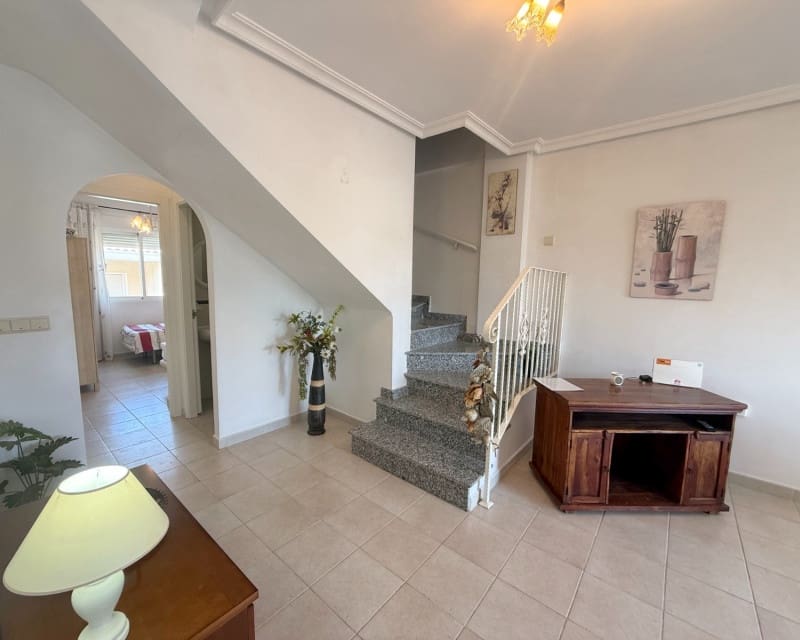 2 bedroom Apartment for sale in Jacarilla with pool garage - € 135,000 (Ref: 10045726)