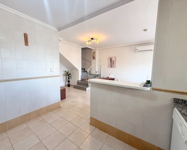 2 bedroom Apartment for sale in Jacarilla with pool garage - € 135,000 (Ref: 10045726)