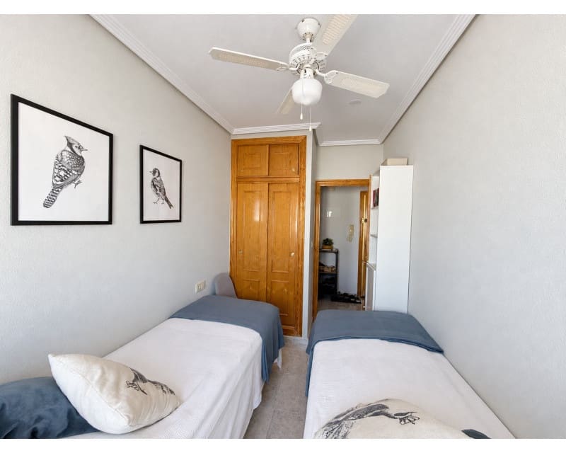3 Zimmer Apartment zu verkaufen in Torrevieja mit Pool - 195.000 € (Ref: 10079917)