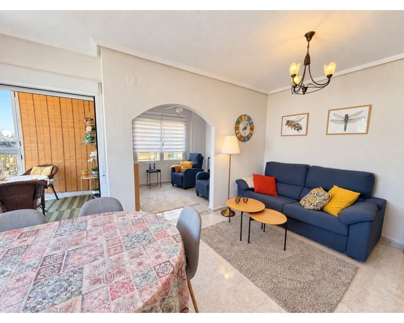 3 Zimmer Apartment zu verkaufen in Torrevieja mit Pool - 195.000 € (Ref: 10079917)