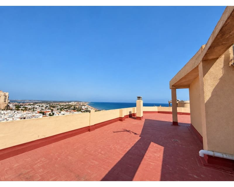 3 Zimmer Apartment zu verkaufen in Torrevieja mit Pool - 195.000 € (Ref: 10079917)