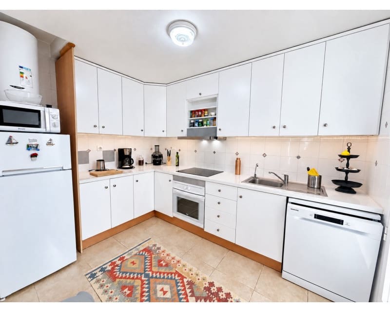 2 makuuhuone Huoneisto myytävänä paikassa Torrevieja mukana uima-altaan - 185 000 € (Ref: 10117490)