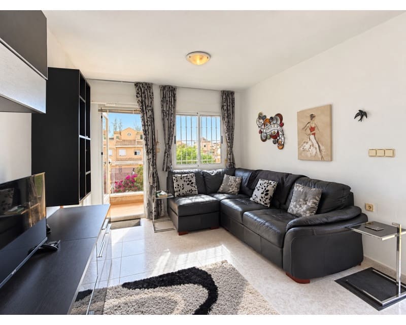 2 soverom Leilighet til salgs i Torrevieja med svømmebasseng - € 159 900 (Ref: 10120879)
