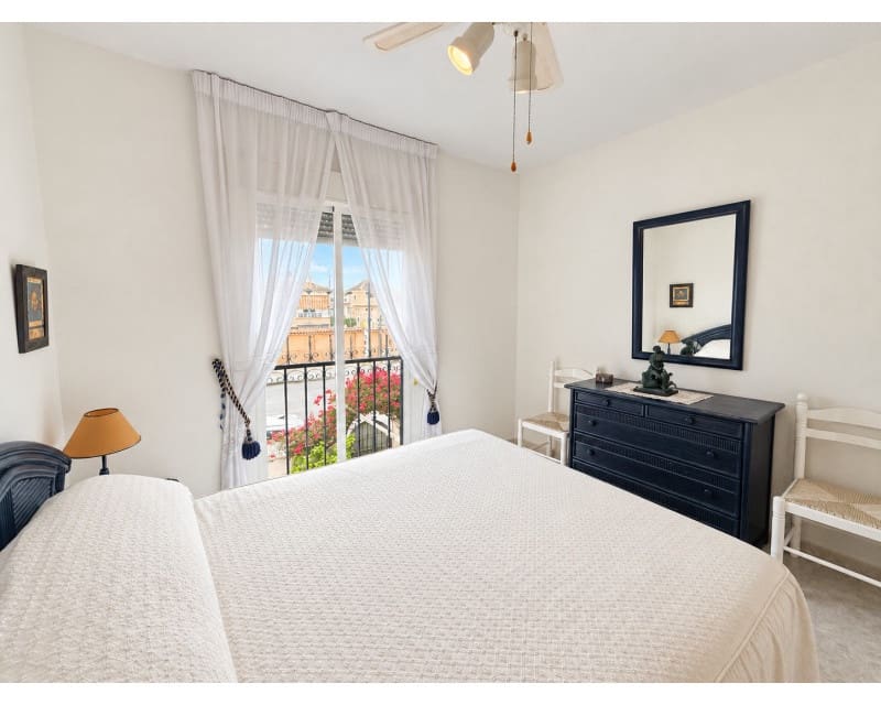 2 soverom Leilighet til salgs i Torrevieja med svømmebasseng - € 159 900 (Ref: 10120879)