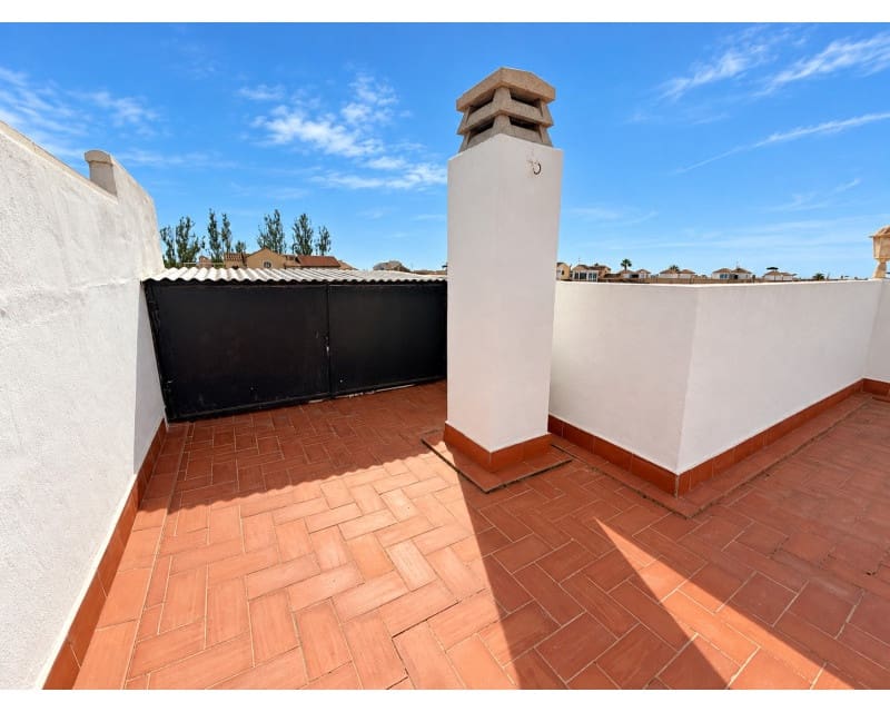 2 soverom Leilighet til salgs i Torrevieja med svømmebasseng - € 159 900 (Ref: 10120879)