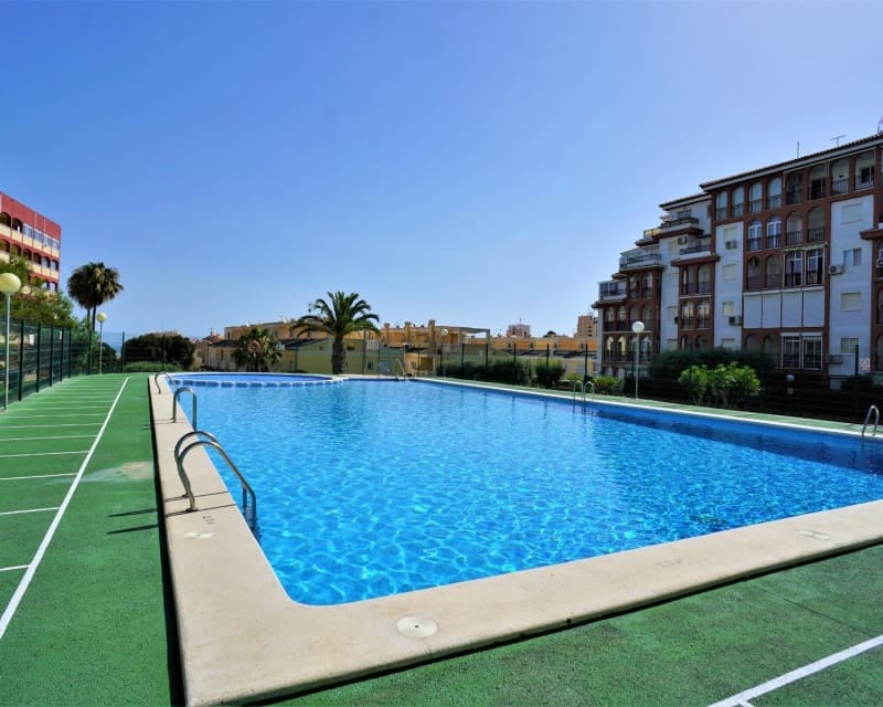 Lejlighed til salg i Torrevieja med swimmingpool - € 99.000 (Ref: 10134855)