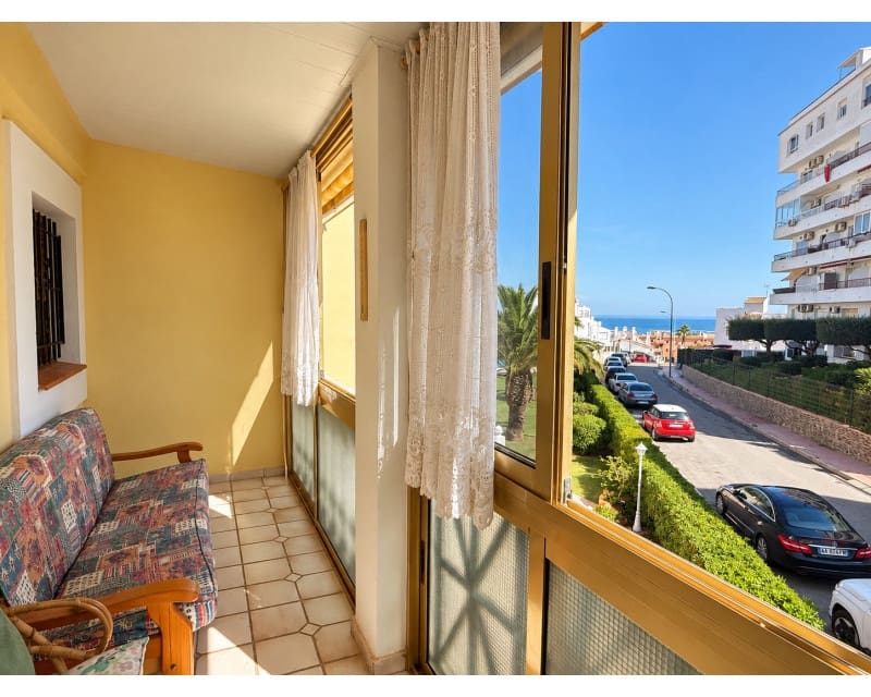 1 makuuhuone Huoneisto myytävänä paikassa Torrevieja mukana uima-altaan - 139 900 € (Ref: 10140305)