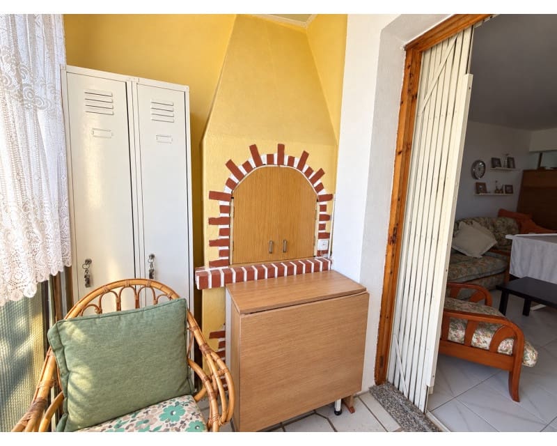 1 makuuhuone Huoneisto myytävänä paikassa Torrevieja mukana uima-altaan - 139 900 € (Ref: 10140305)