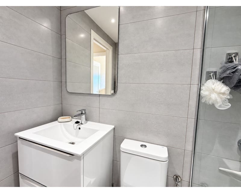 2 bedroom Apartment for sale in Torrevieja with pool garage - € 199,000 (Ref: 10158095)
