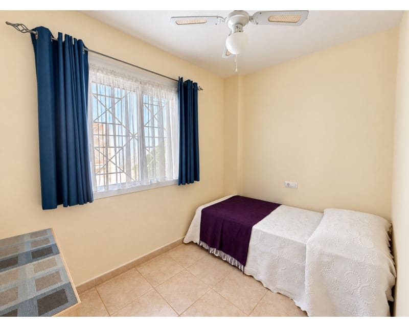 2 bedroom Apartment for sale in Torrevieja with pool garage - € 199,000 (Ref: 10158095)