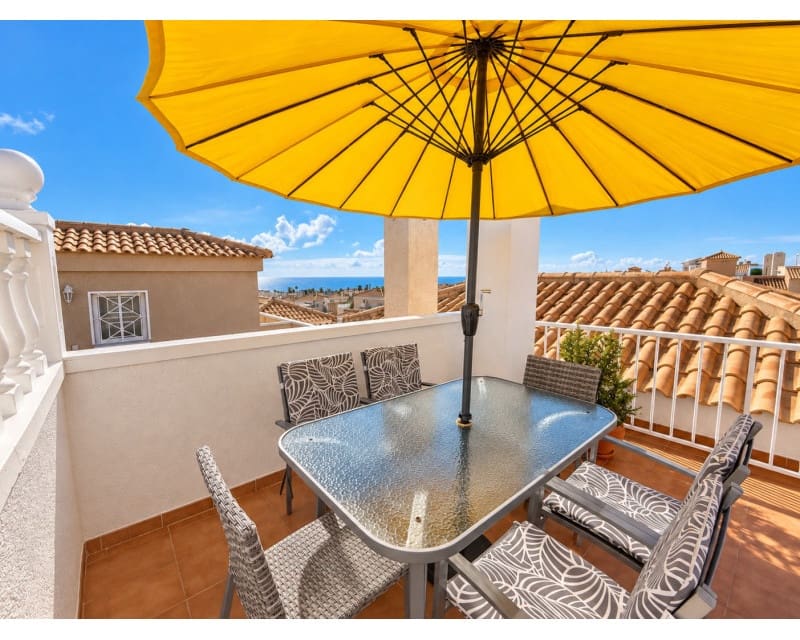 2 bedroom Apartment for sale in Torrevieja with pool garage - € 199,000 (Ref: 10158095)