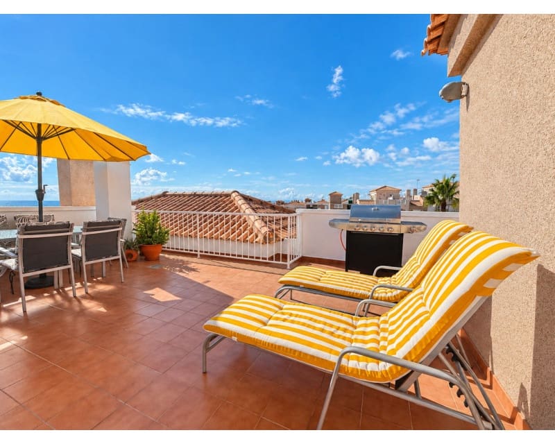 2 bedroom Apartment for sale in Torrevieja with pool garage - € 199,000 (Ref: 10158095)