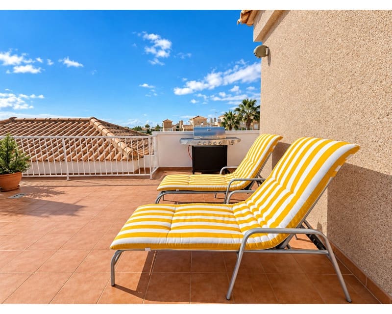 2 bedroom Apartment for sale in Torrevieja with pool garage - € 199,000 (Ref: 10158095)