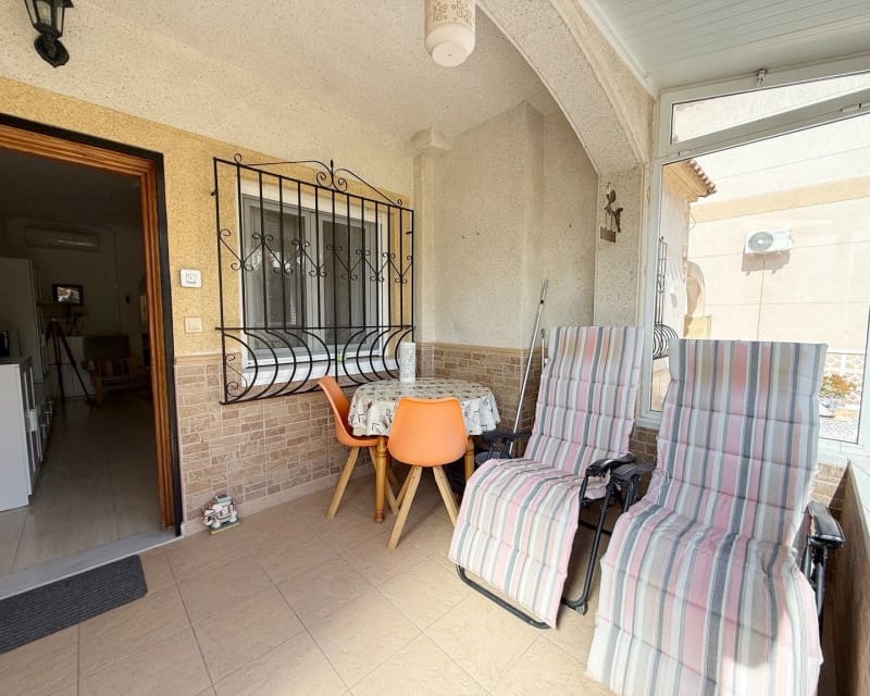 3 bedroom Apartment for rent in Aguas Nuevas with pool garage - € 1,100 (Ref: 10162398)