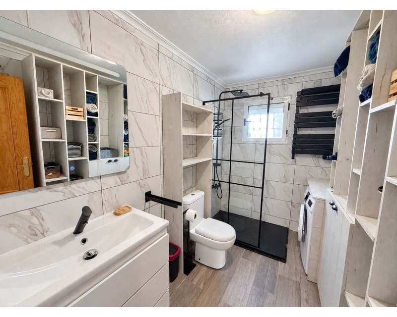 3 bedroom Apartment for rent in Aguas Nuevas with pool garage - € 1,100 (Ref: 10162398)