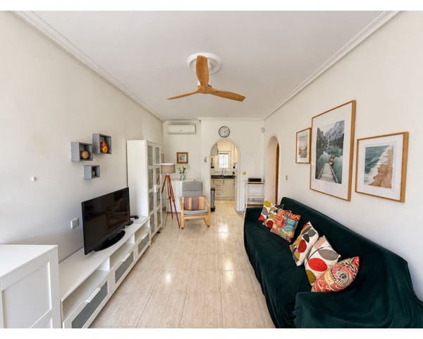 3 bedroom Apartment for rent in Aguas Nuevas, Torrevieja with pool garage - € 1,100 (Ref: 10162398)