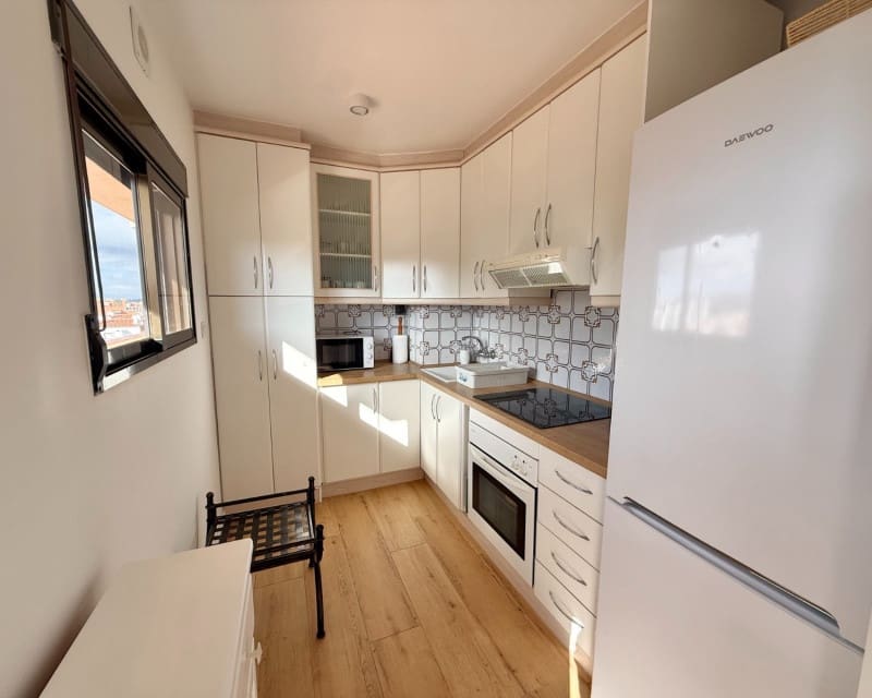 1 soverom Leilighet til leie i Torrevieja - € 775 (Ref: 10163219)