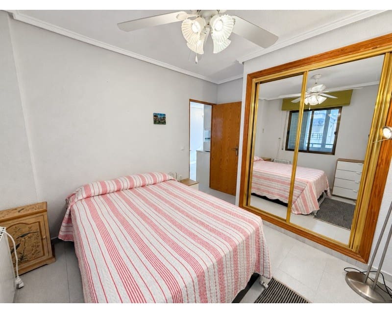 1 camera da letto Appartamento da affittare in Torrevieja - 700 € (Rif: 10183645)