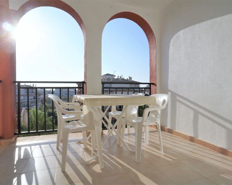2 soveværelse Lejlighed til leje i Torrevieja med swimmingpool - € 750 (Ref: 5523523)