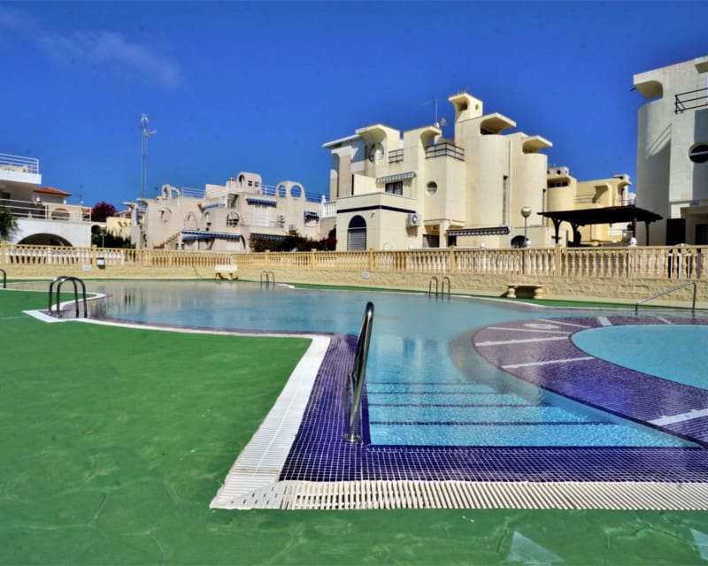 1 sypialnia Apartament do wynajęcia w La Mata z basenem - 600 € (Ref: 6418406)