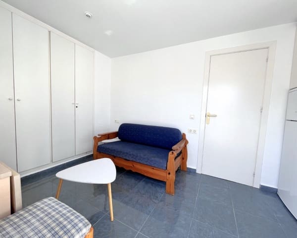 1 slaapkamer Appartement te huur in Cañada del Molino, Torrevieja met zwembad - € 600 (Ref: 6418406)