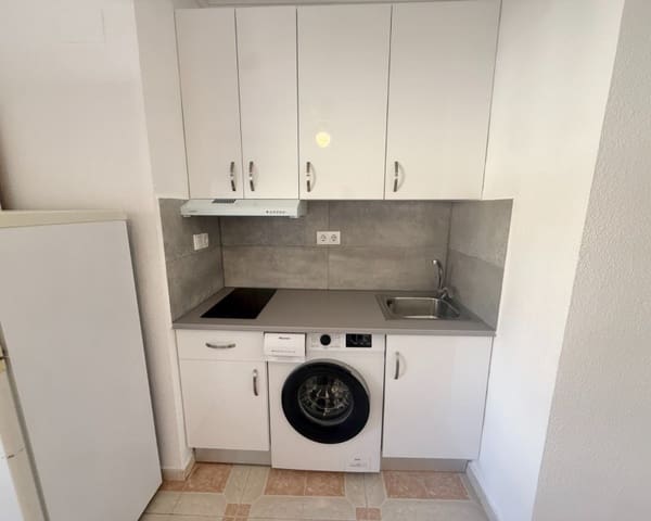 Studio til leie i Centro, Torrevieja med svømmebasseng - € 475 (Ref: 6418407)